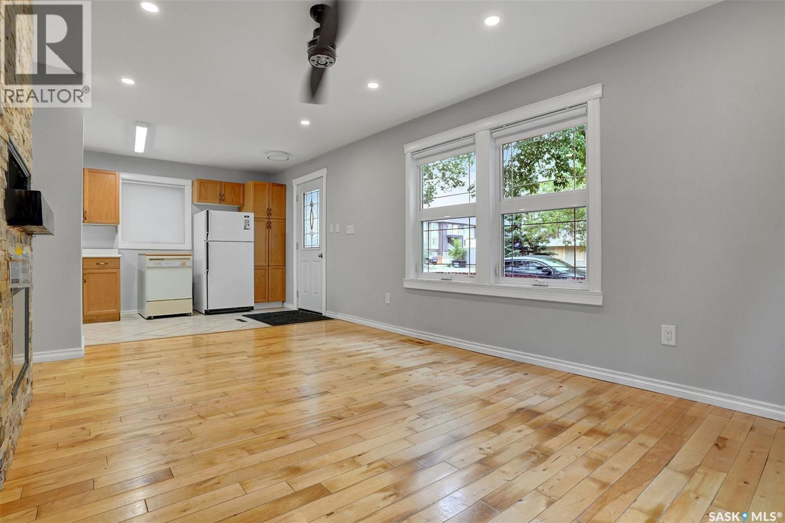 Photo 7 of 1143 Wascana Street, Regina SK