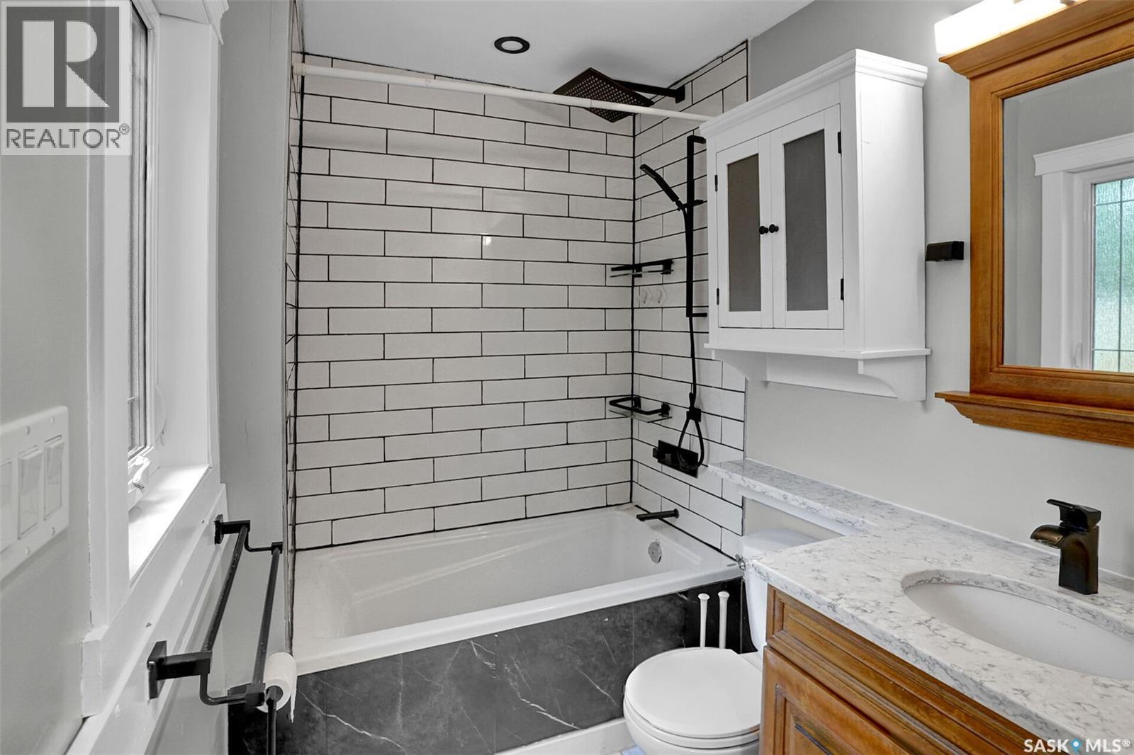 Photo 16 of 1143 Wascana Street, Regina SK