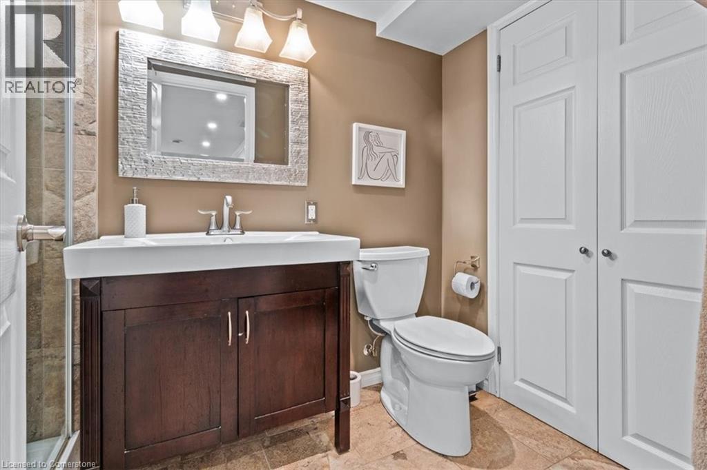 Photo 29 of 2257 Silverbirch Court, Burlington ON