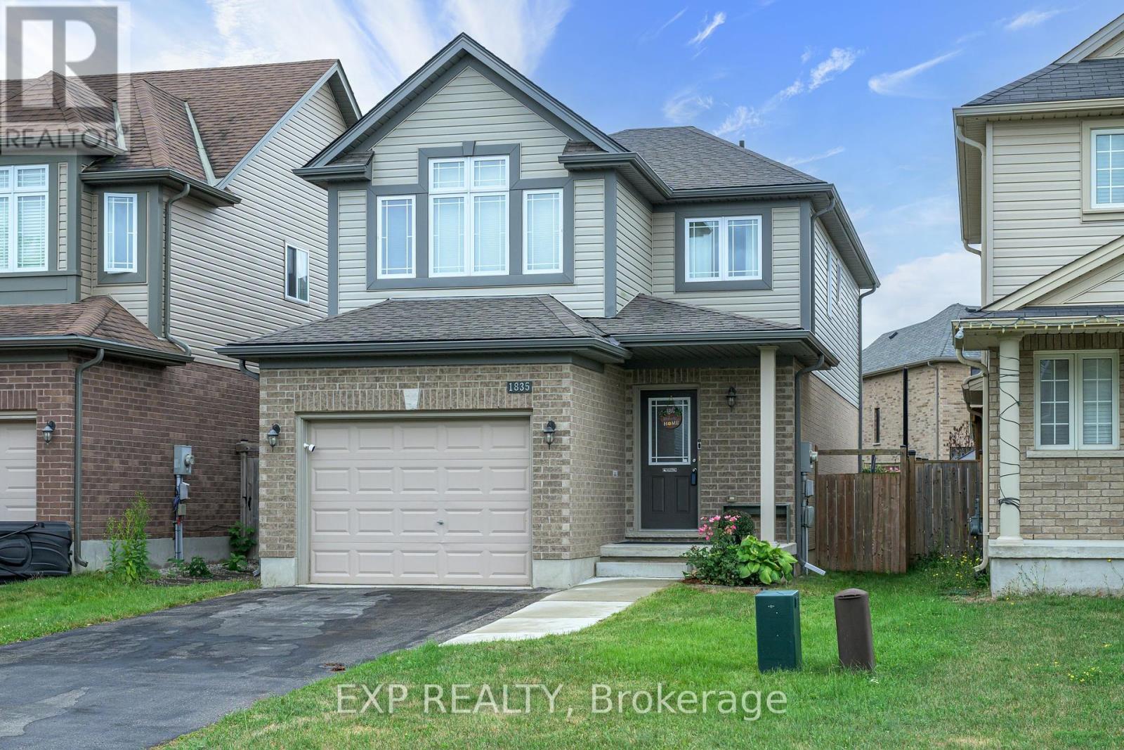 Photo 1 of 1835 Reilly Walk, London North ON