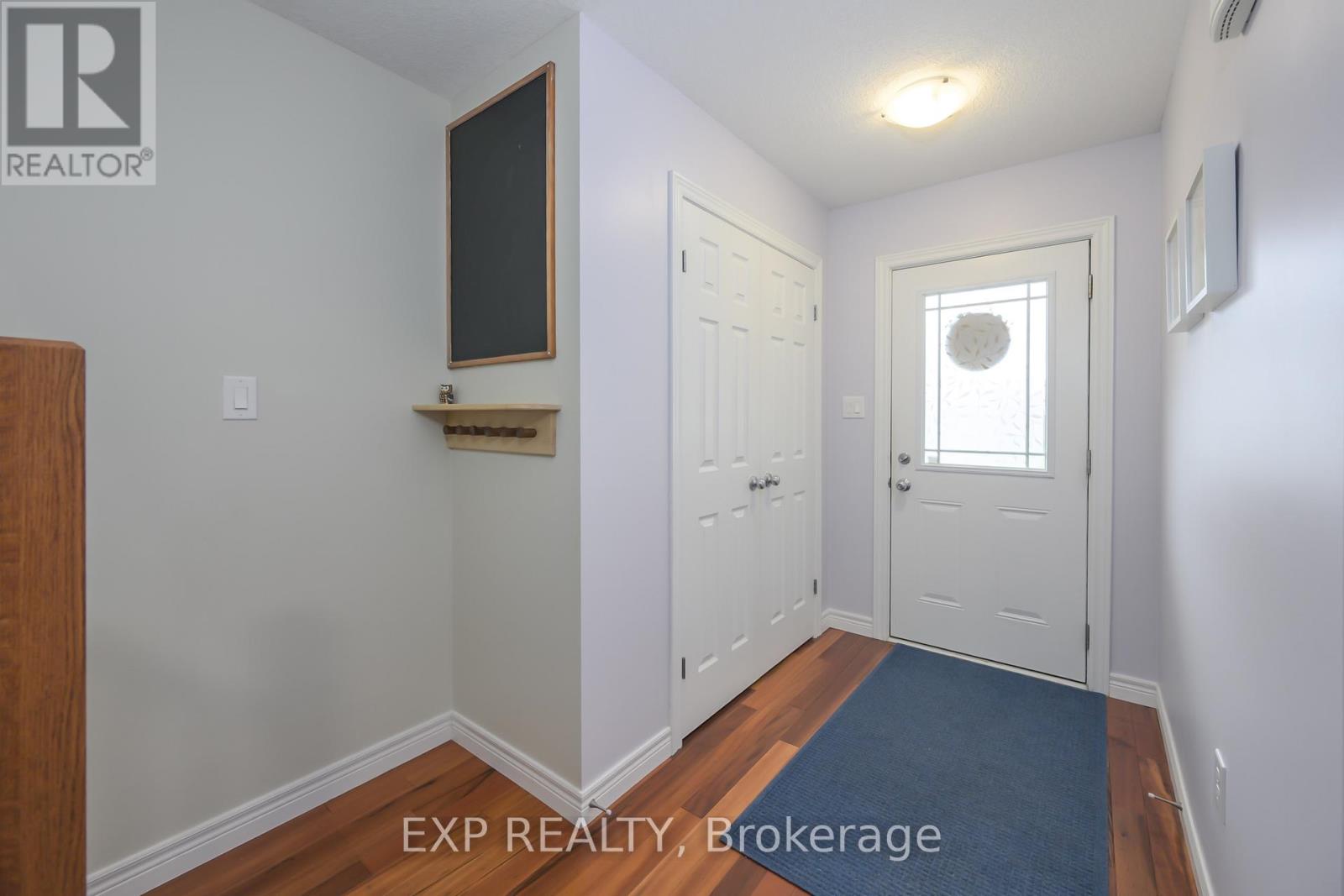 Photo 2 of 1835 Reilly Walk, London North ON