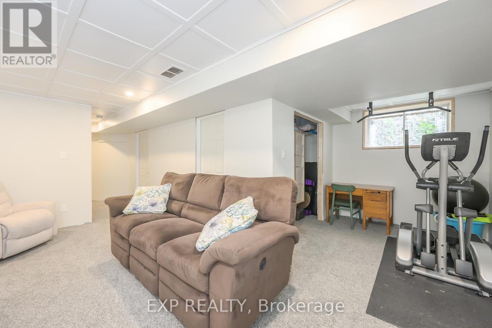Photo 25 of 1835 Reilly Walk, London North ON