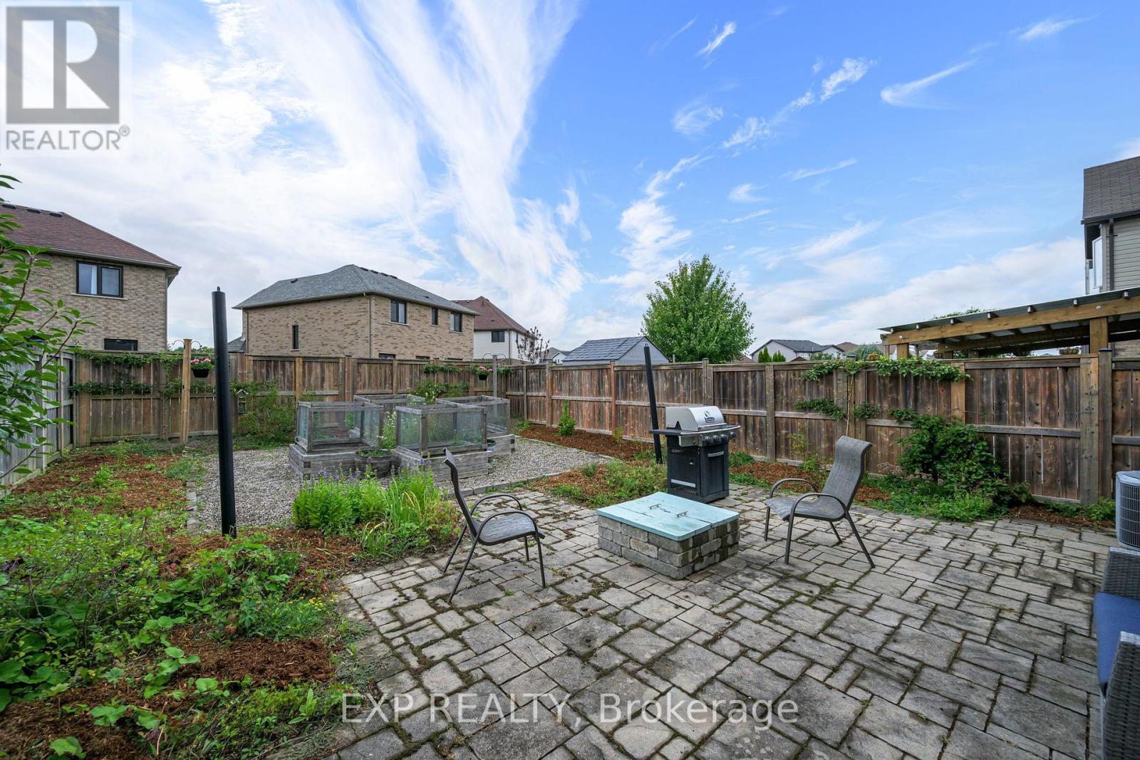 Photo 33 of 1835 Reilly Walk, London North ON