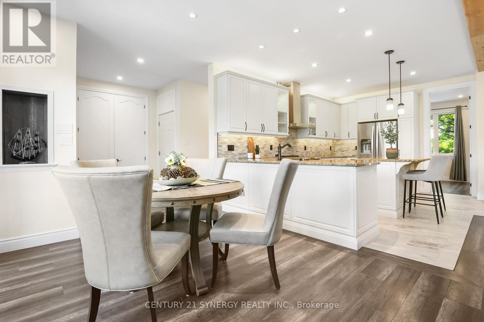 Photo 11 of 1071 Mill Ridge Road, Mcnab Braeside ON