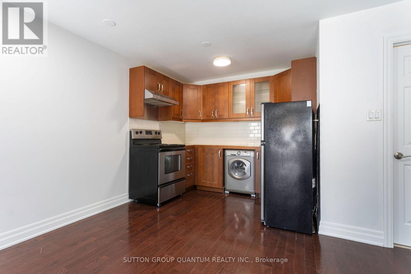 Photo 10 of 156 Mavety Street, Toronto ON