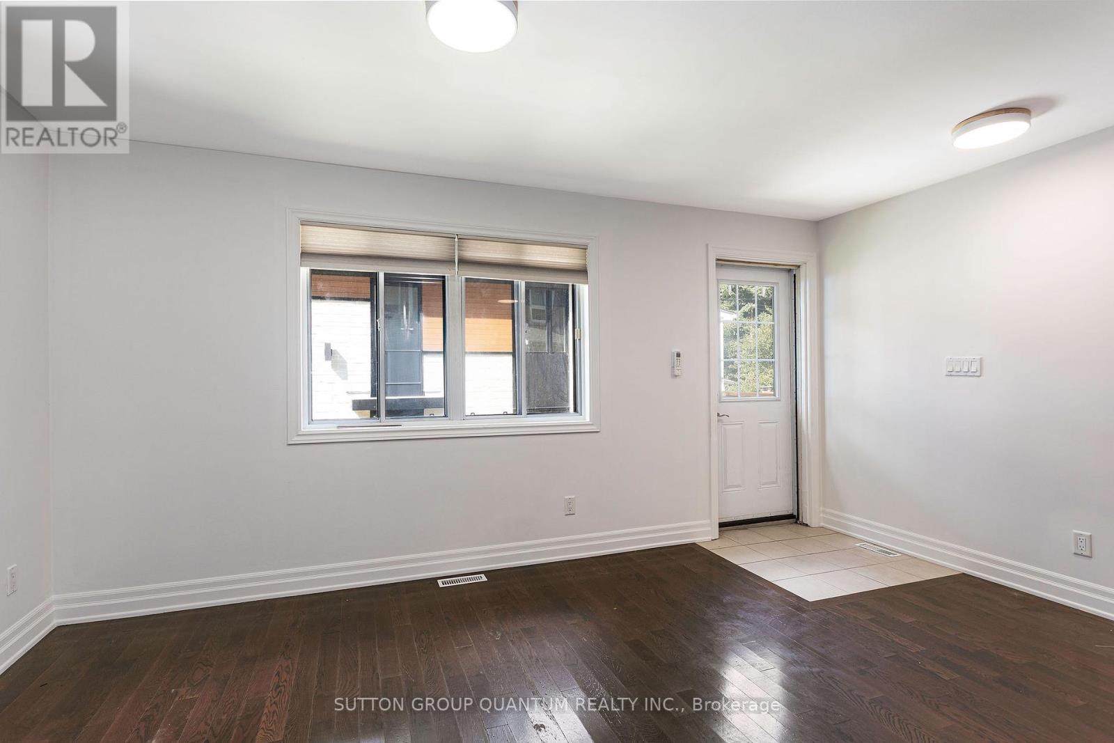 Photo 4 of 156 Mavety Street, Toronto ON