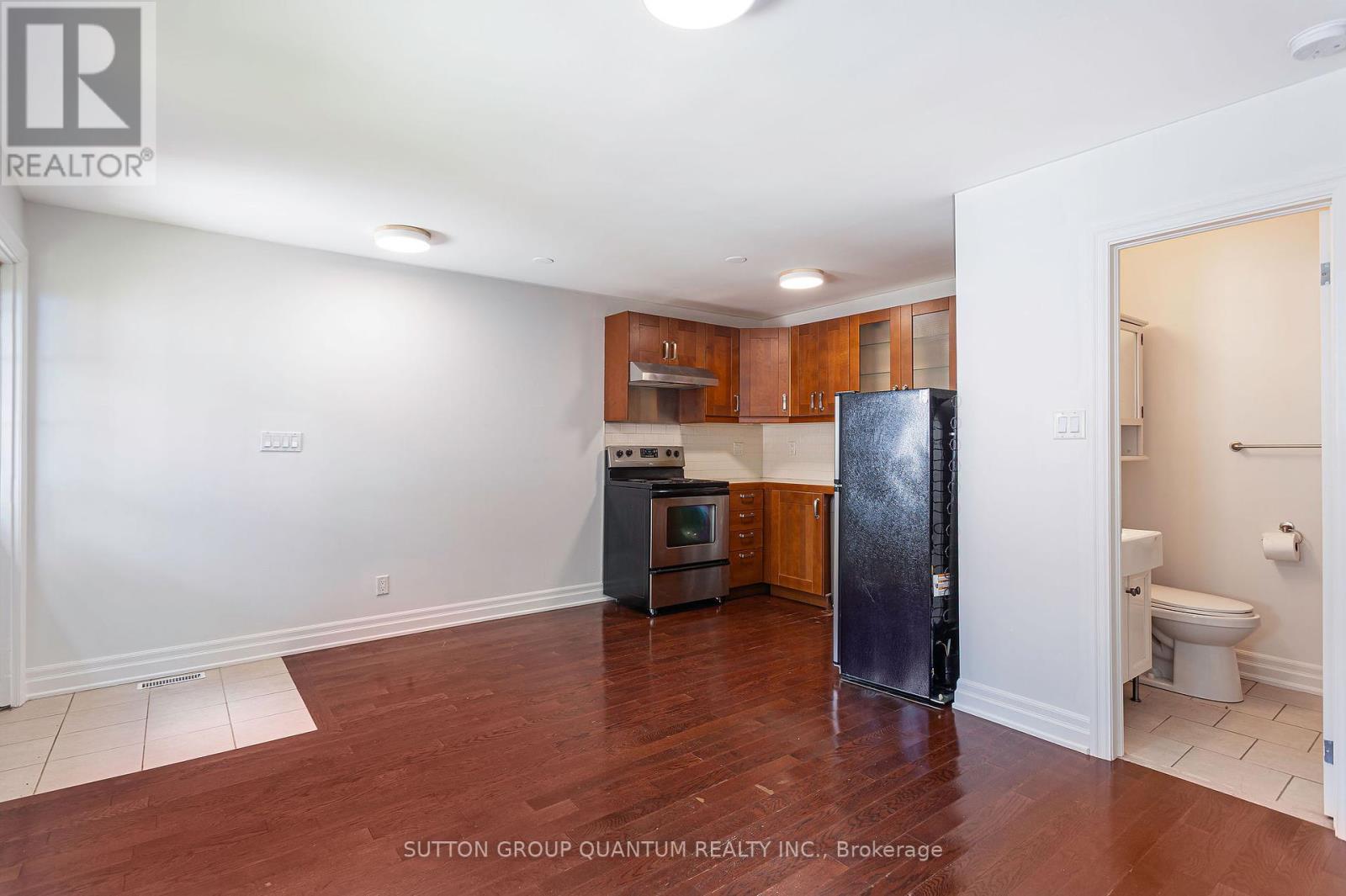 Photo 8 of 156 Mavety Street, Toronto ON