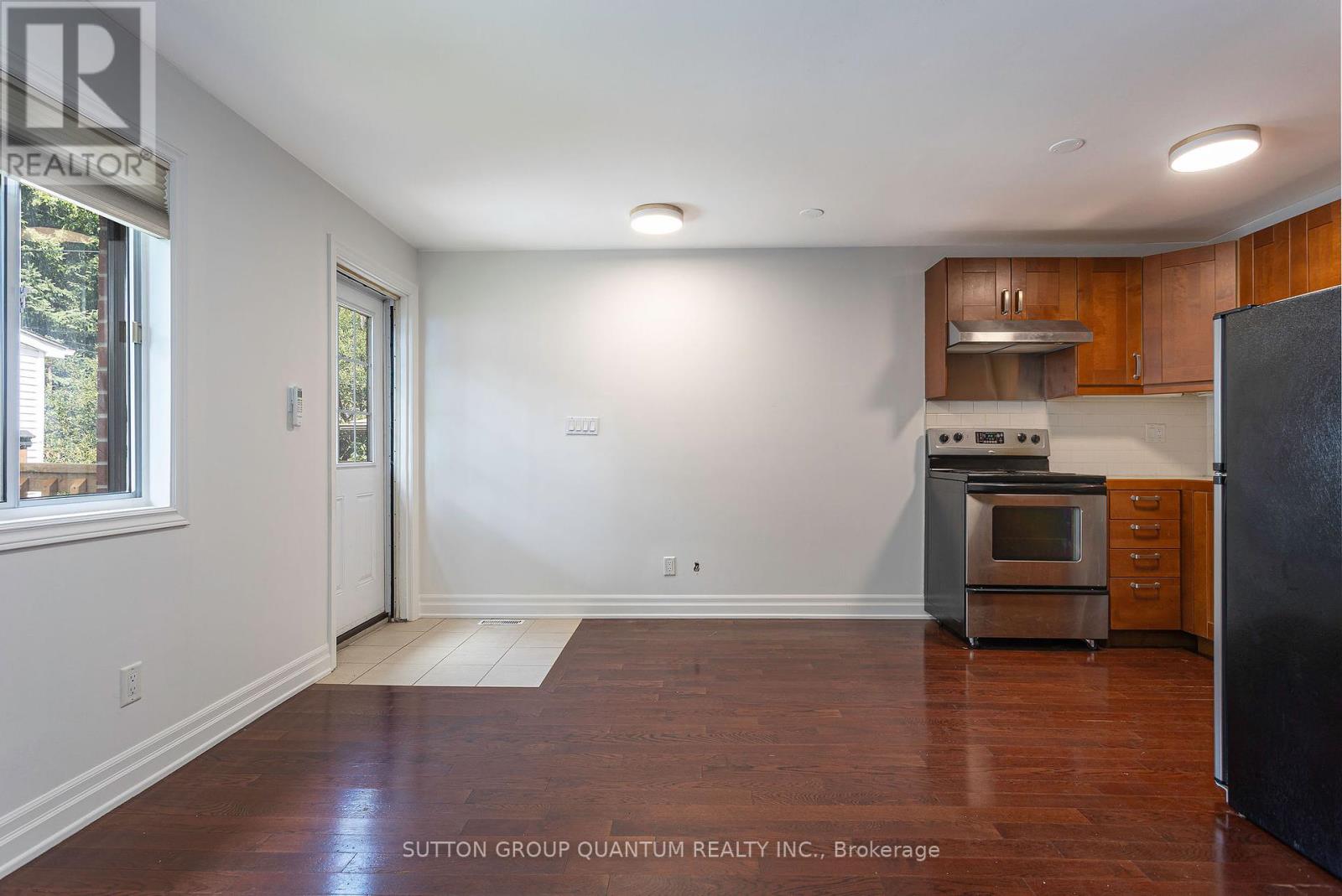 Photo 9 of 156 Mavety Street, Toronto ON