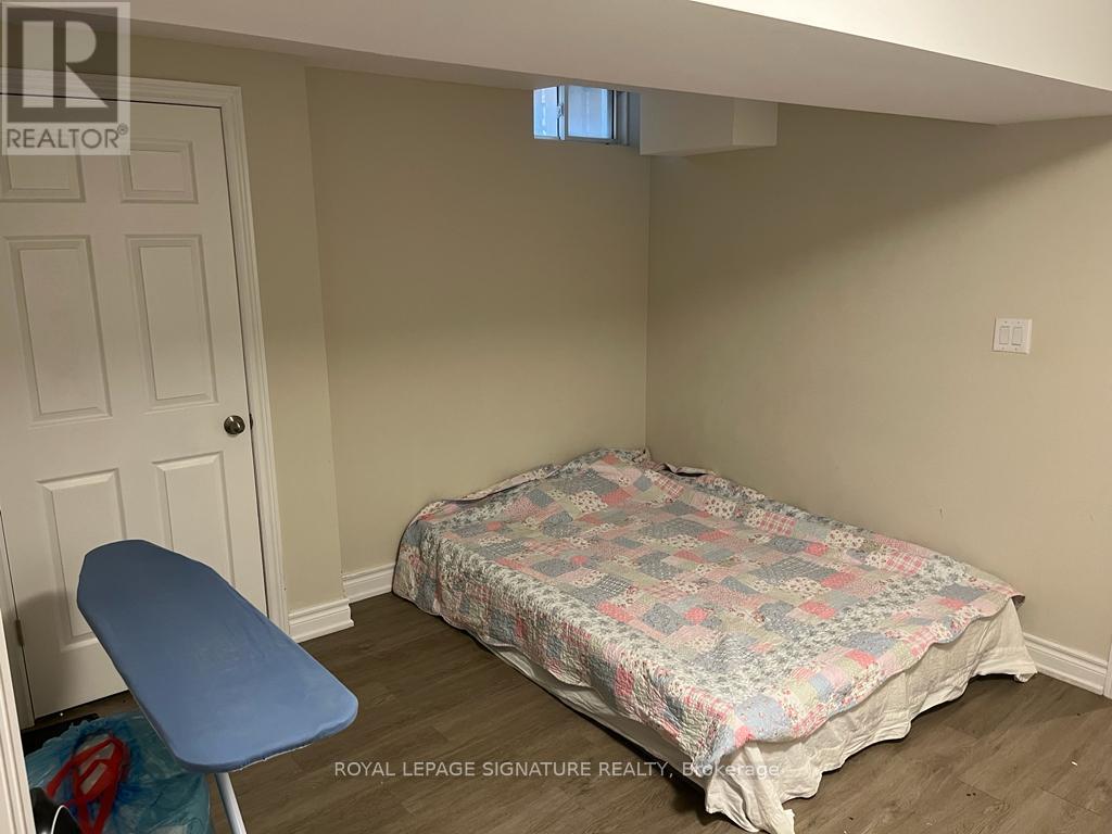 Photo 14 of 5972 Manzanillo Crescent, Mississauga ON