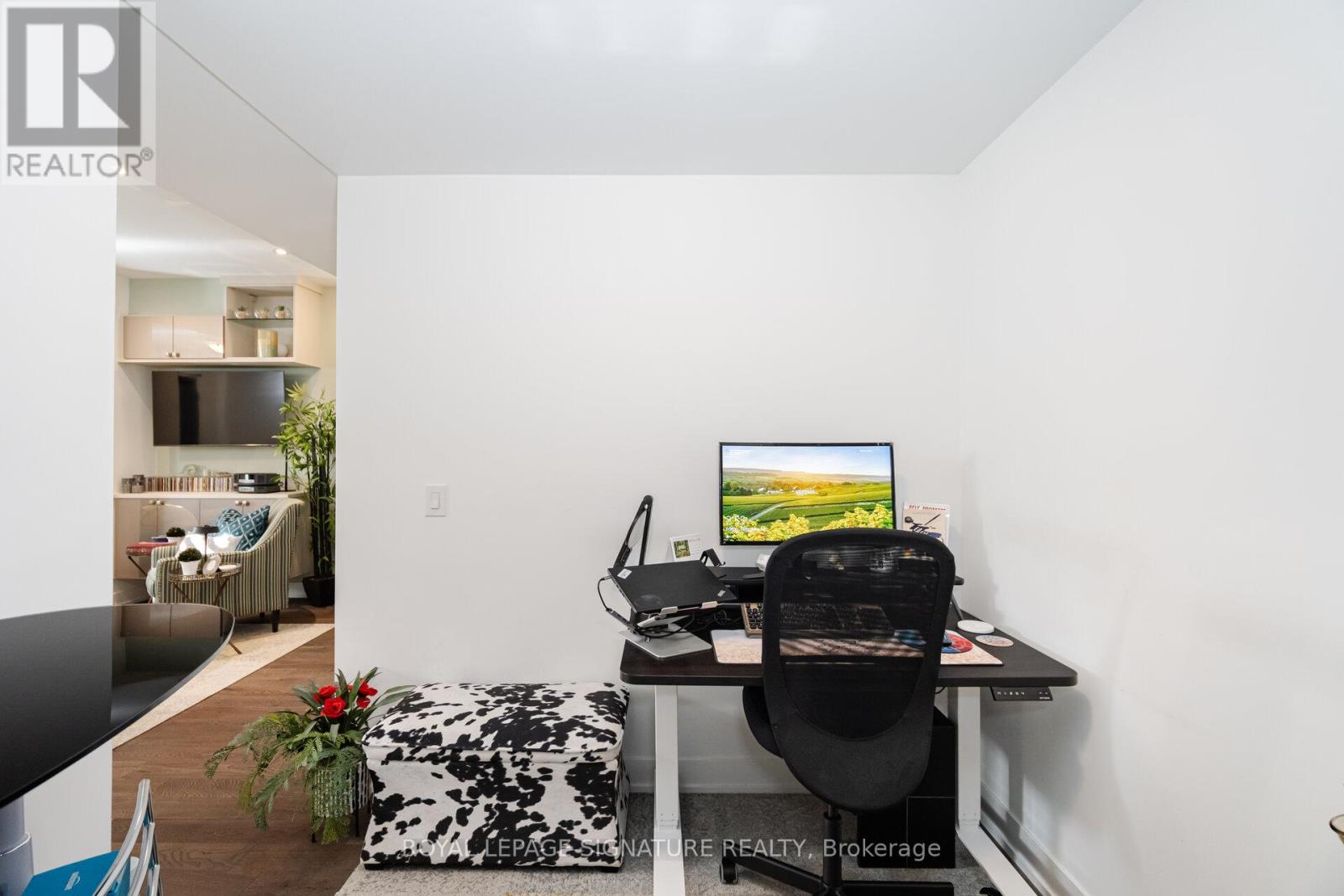 Photo 16 of 111 1085 Douglas Mccurdy Common, Mississauga ON