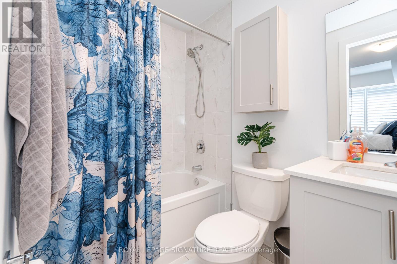 Photo 22 of 111 1085 Douglas Mccurdy Common, Mississauga ON