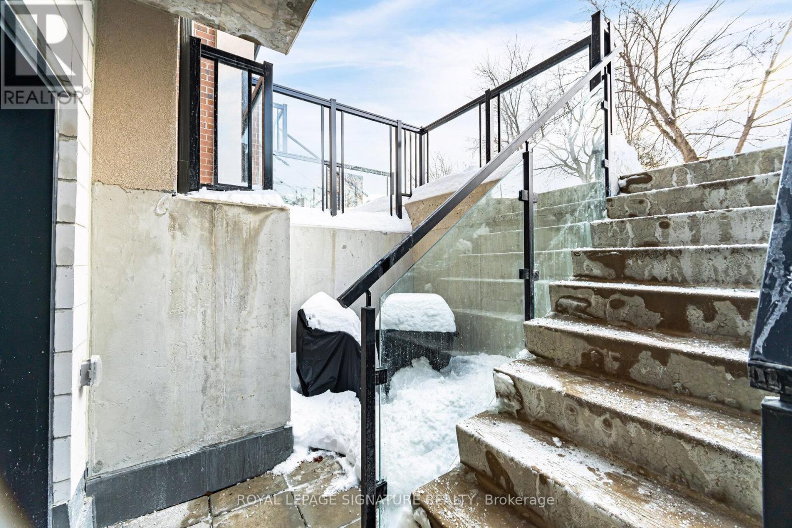 Photo 27 of 111 1085 Douglas Mccurdy Common, Mississauga ON