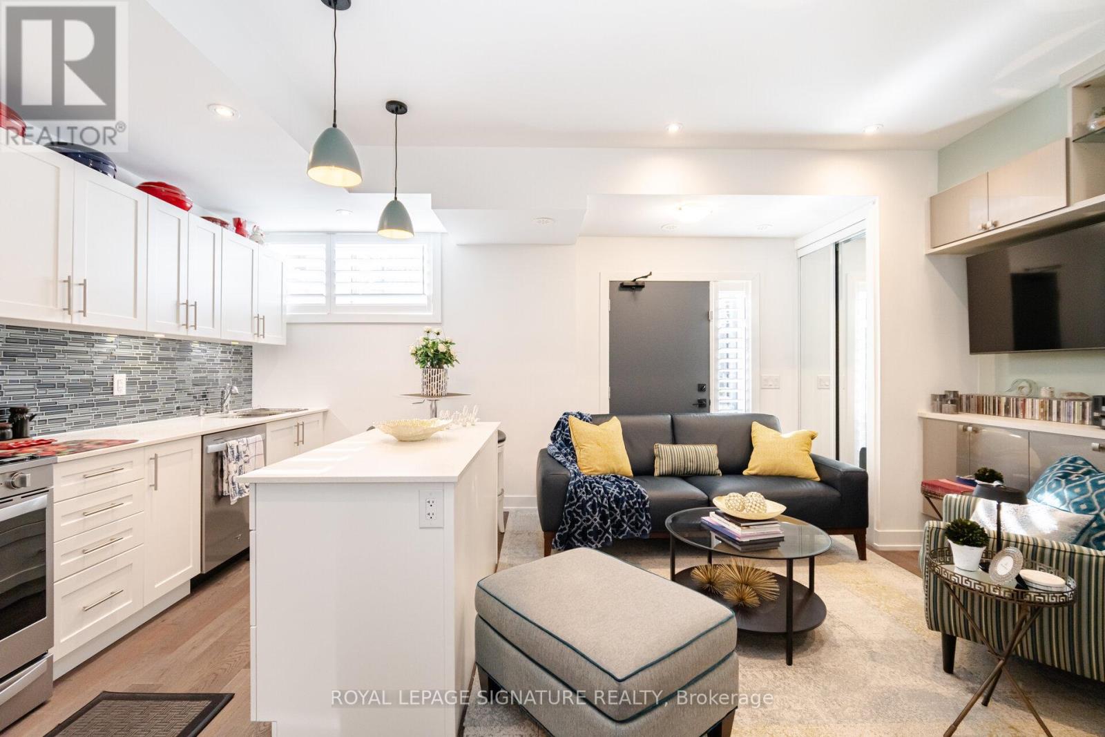 Photo 9 of 111 1085 Douglas Mccurdy Common, Mississauga ON