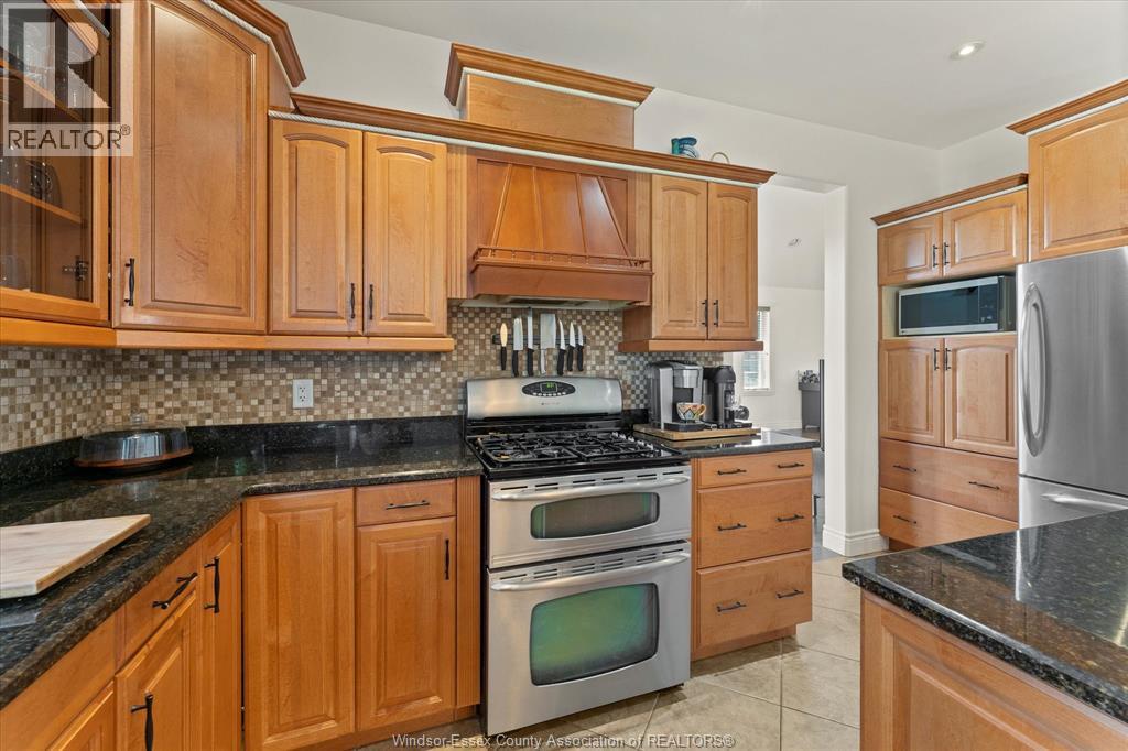 Photo 12 of 1450 Morton Drive, Lasalle ON