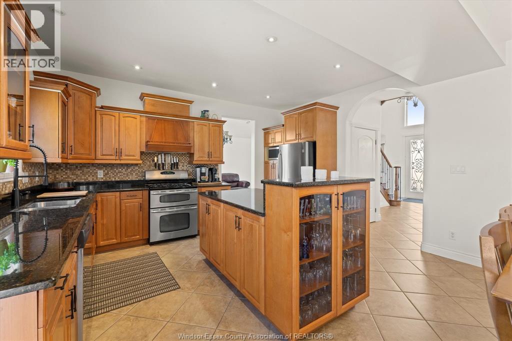 Photo 13 of 1450 Morton Drive, Lasalle ON