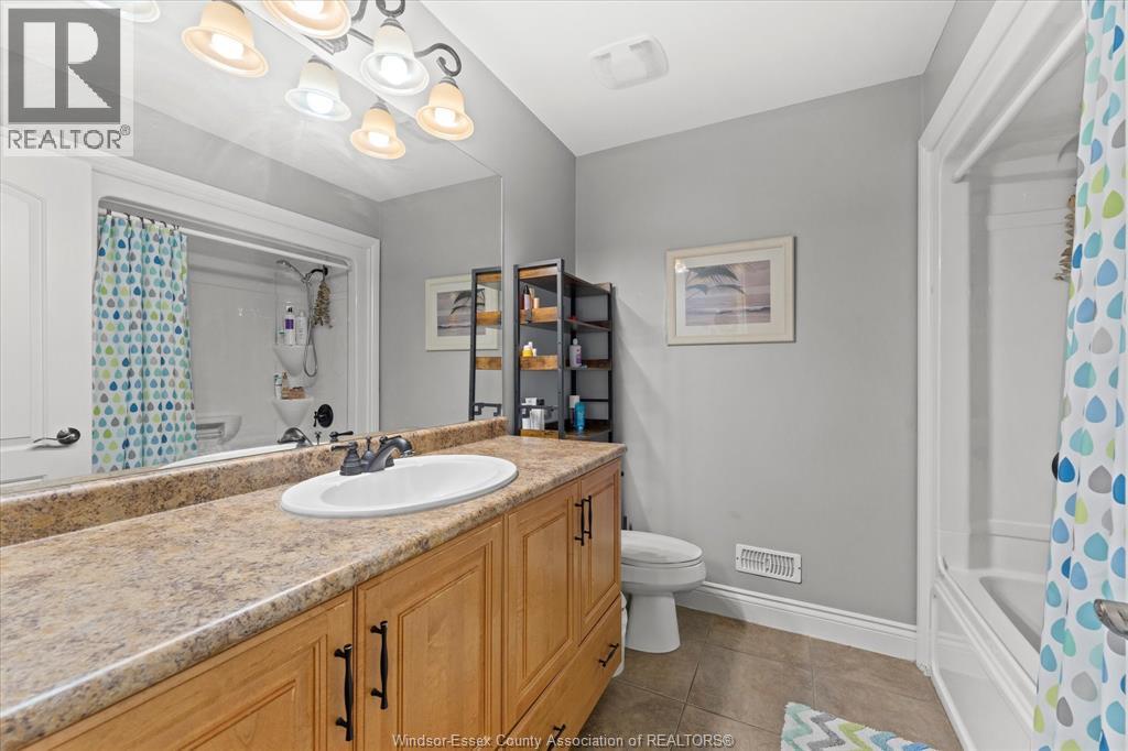 Photo 31 of 1450 Morton Drive, Lasalle ON