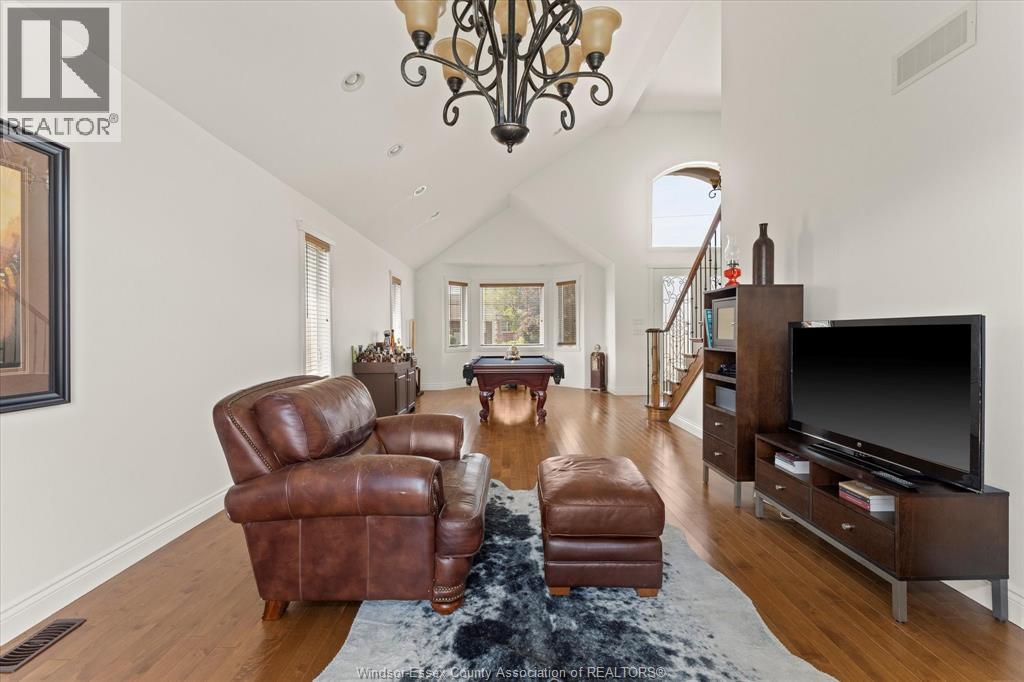 Photo 8 of 1450 Morton Drive, Lasalle ON