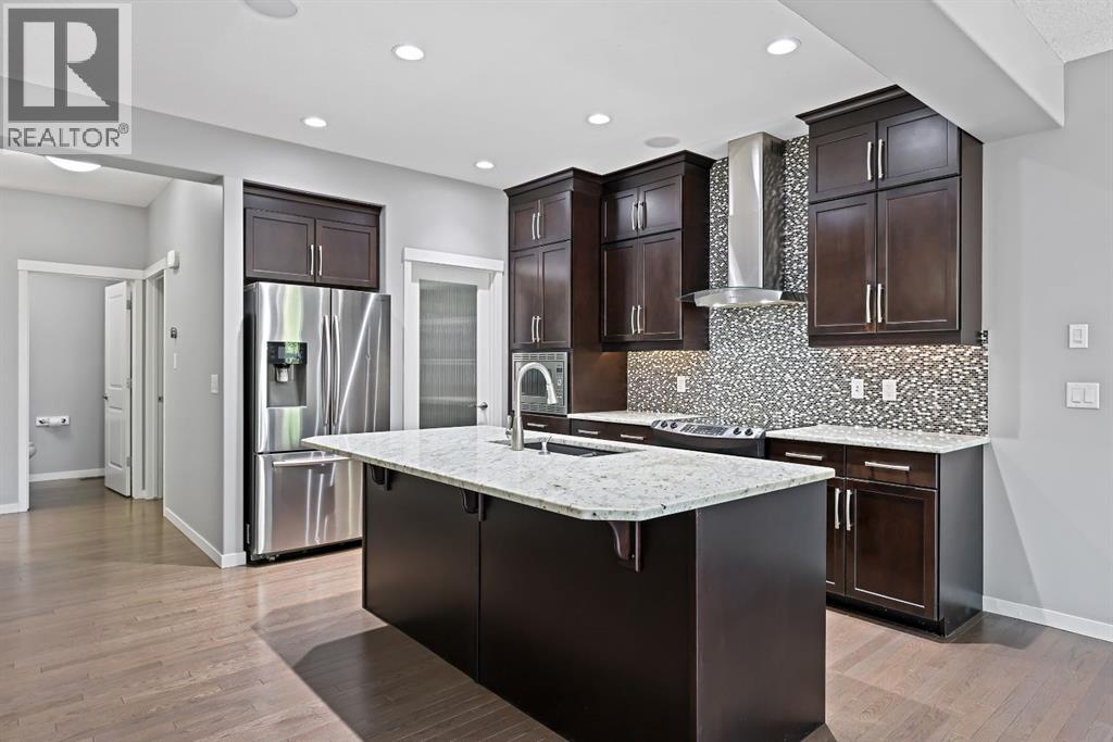 Photo 8 of 32 Cranarch Crescent Se, Calgary AB