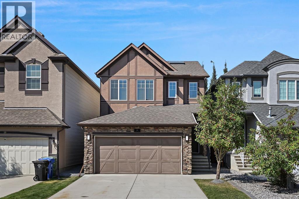 Photo 1 of 32 Cranarch Crescent Se, Calgary AB