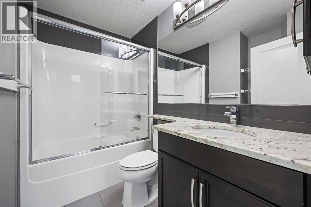 Photo 26 of 32 Cranarch Crescent Se, Calgary AB