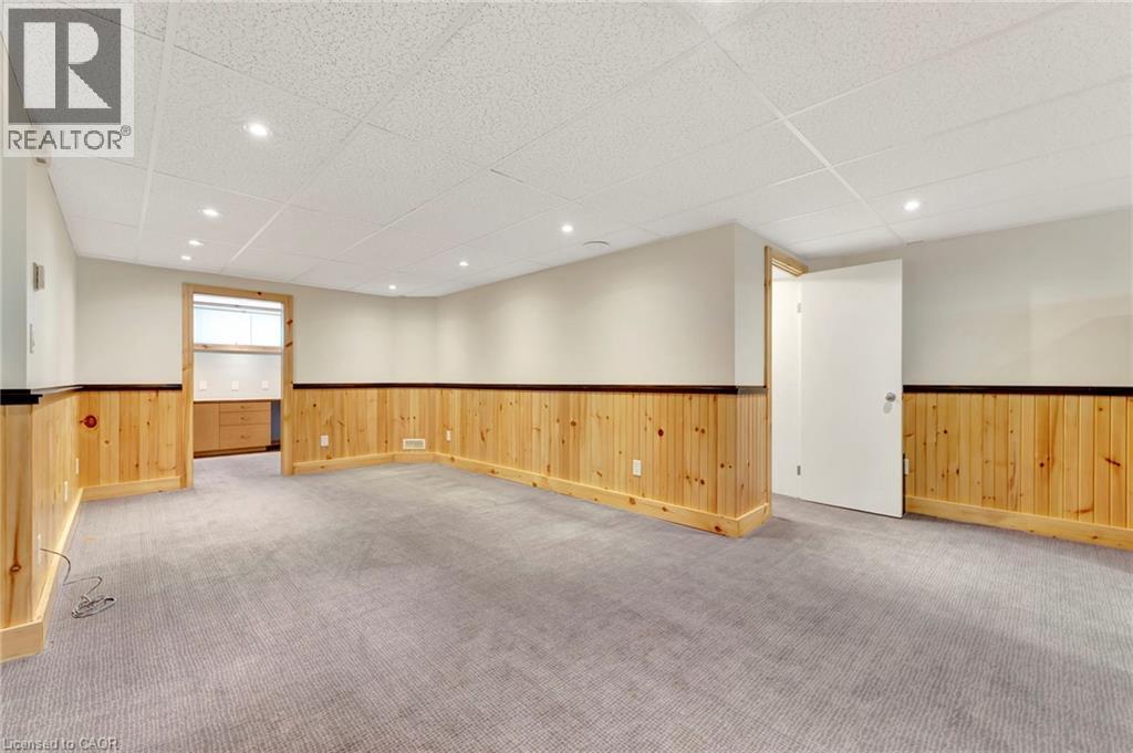 Photo 28 of 5227 Mulberry Drive, Burlington ON