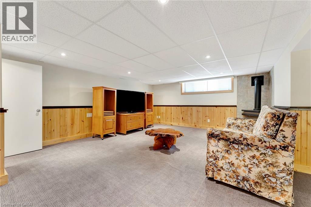 Photo 24 of 5227 Mulberry Drive, Burlington ON