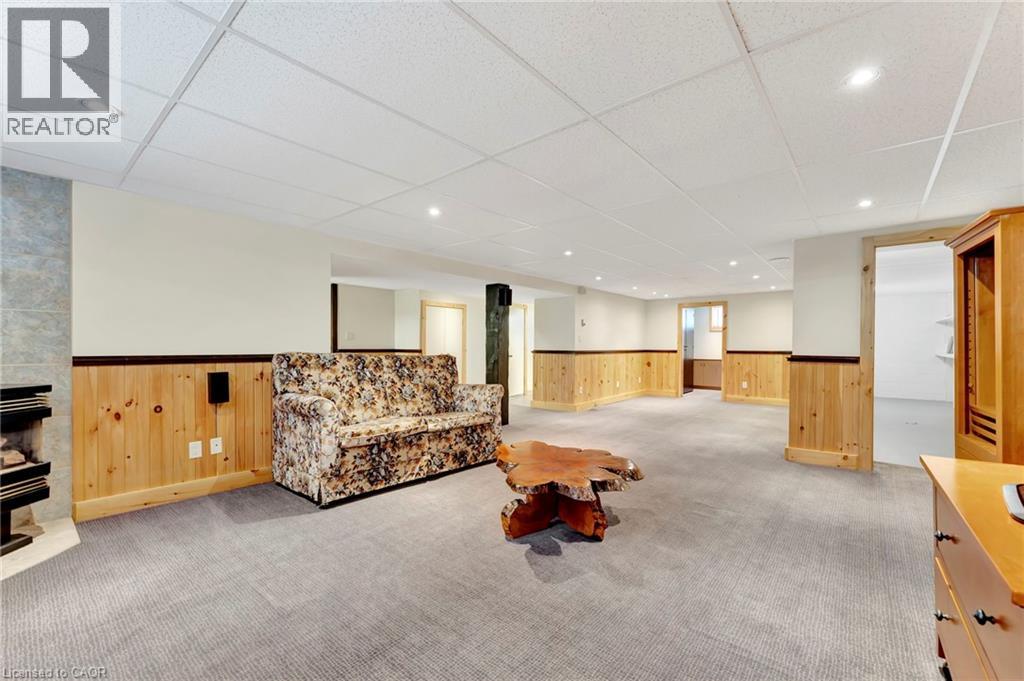 Photo 26 of 5227 Mulberry Drive, Burlington ON
