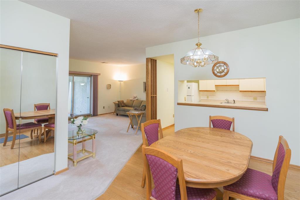 Photo 2 of 102 3271 Pembina Highway, Winnipeg MB