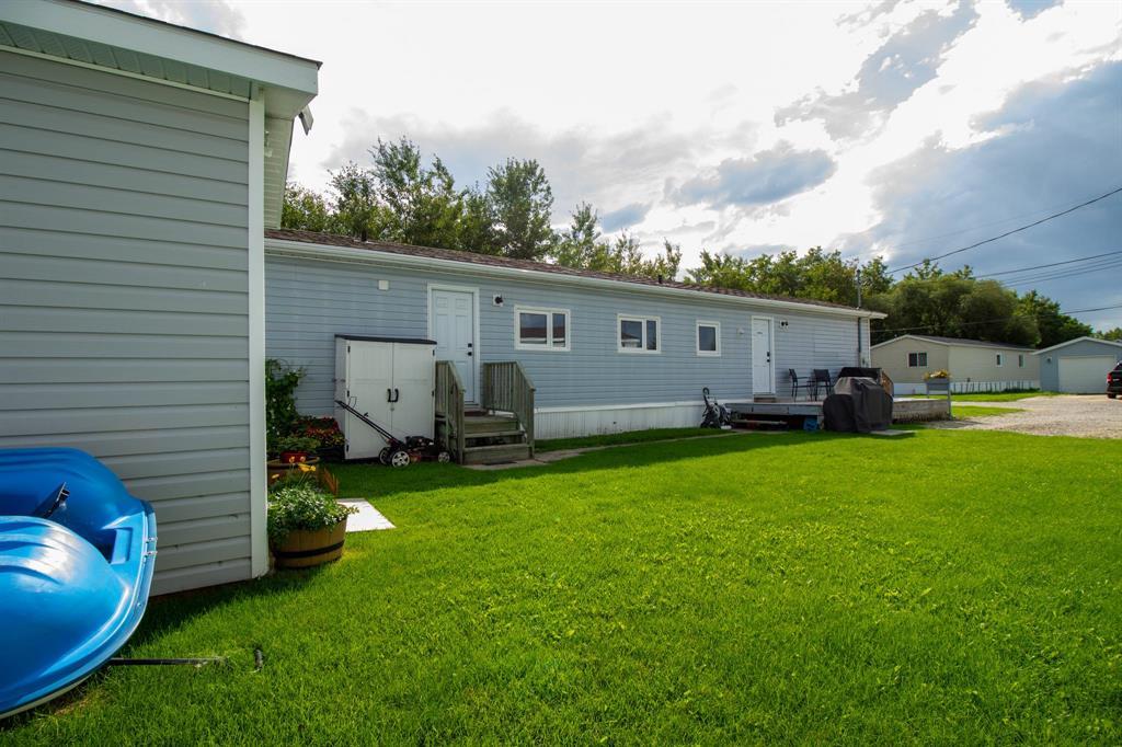 Photo 13 of 21 Aspen Three Drive, Steinbach MB