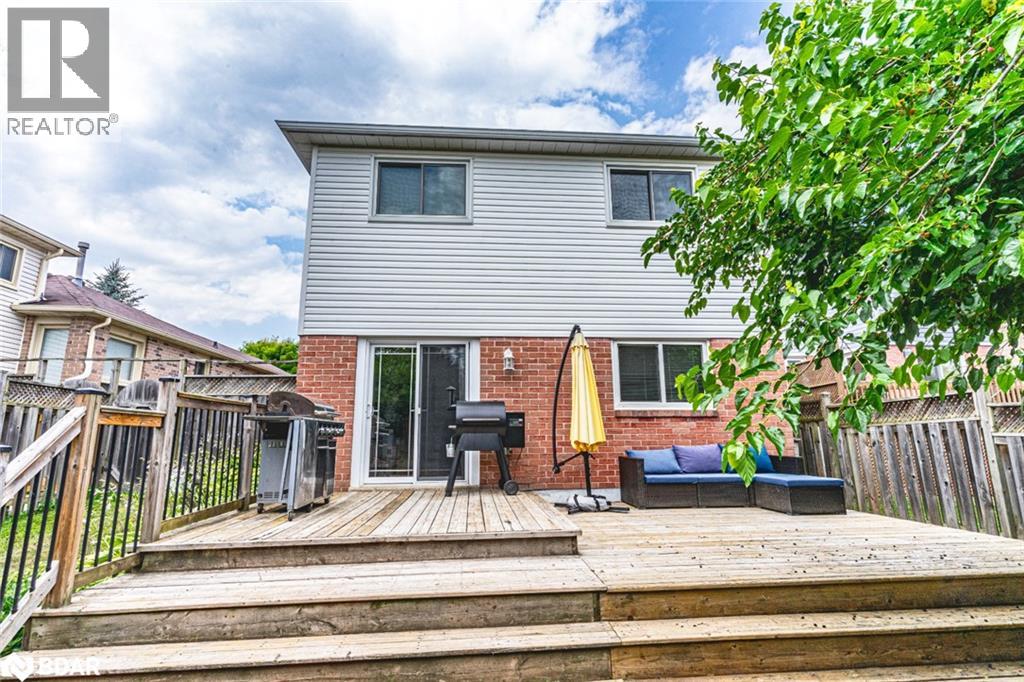 Photo 17 of 40 Grasett Crescent, Barrie ON