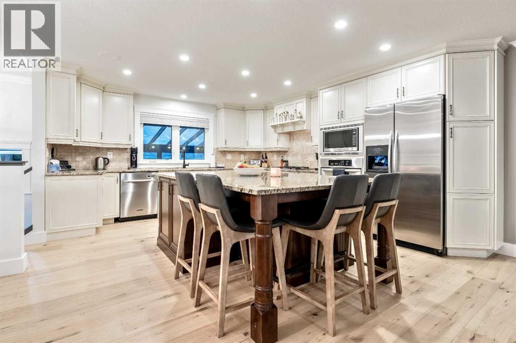 Photo 17 of 136 Parkridge Place Se, Calgary AB