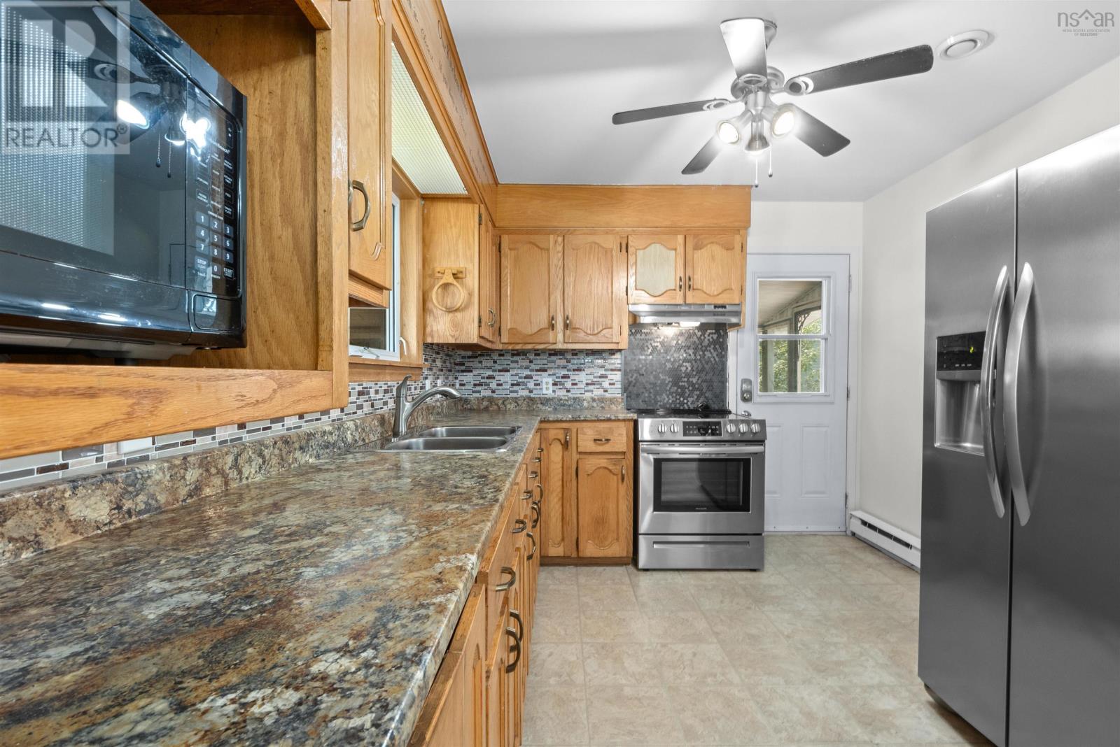 Photo 13 of 32 Orkney Drive, Dartmouth NS