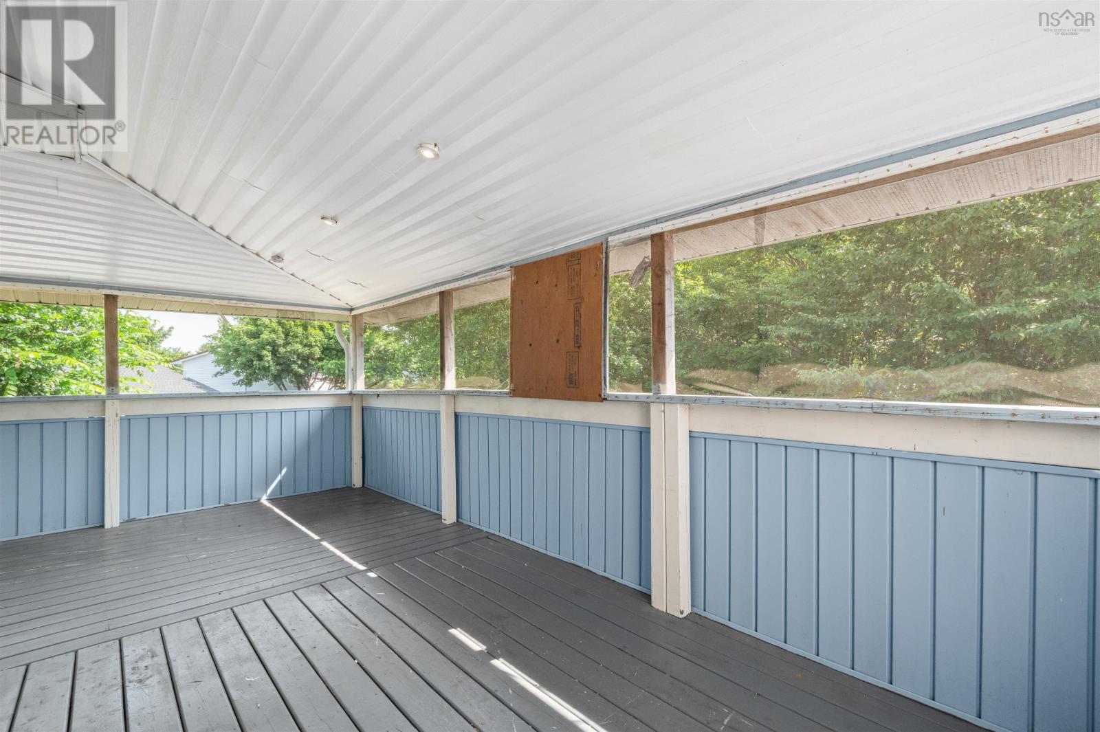 Photo 14 of 32 Orkney Drive, Dartmouth NS