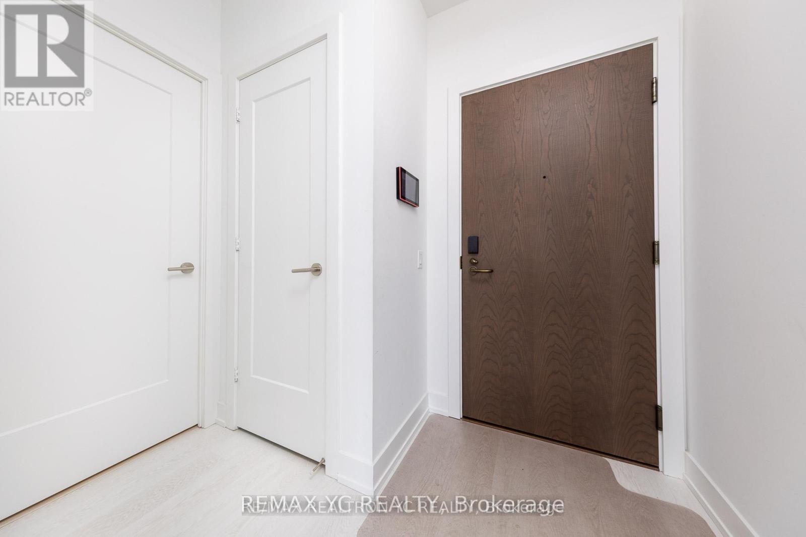 Photo 1 of 436 20 Inn On The Park, Toronto ON