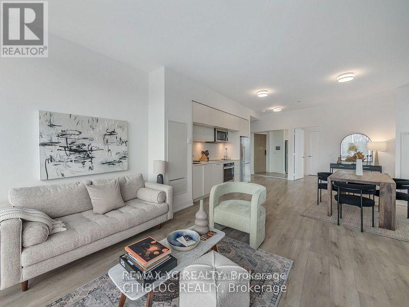 Photo 8 of 317 585 Bloor Street E, Toronto ON