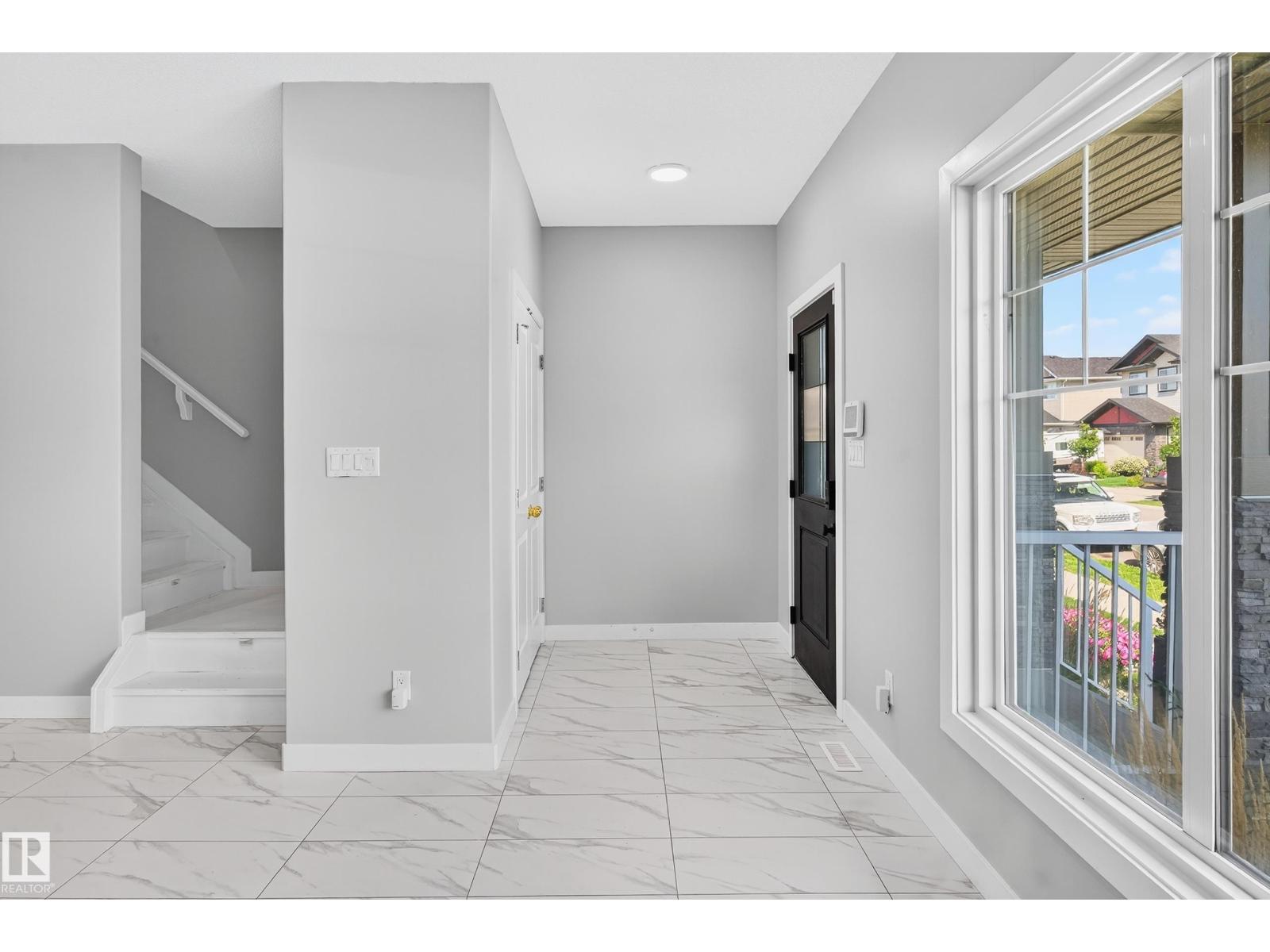 Photo 2 of 4710 35 St, Beaumont AB