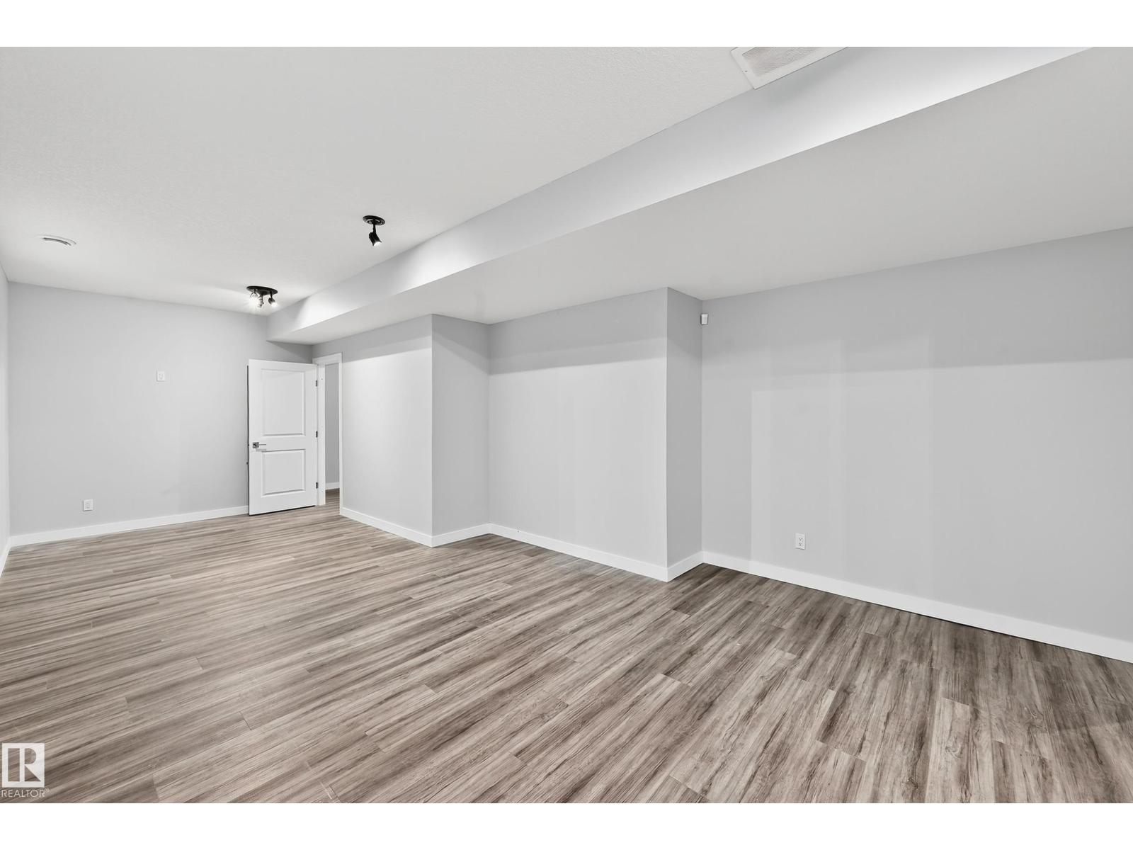 Photo 23 of 4710 35 St, Beaumont AB