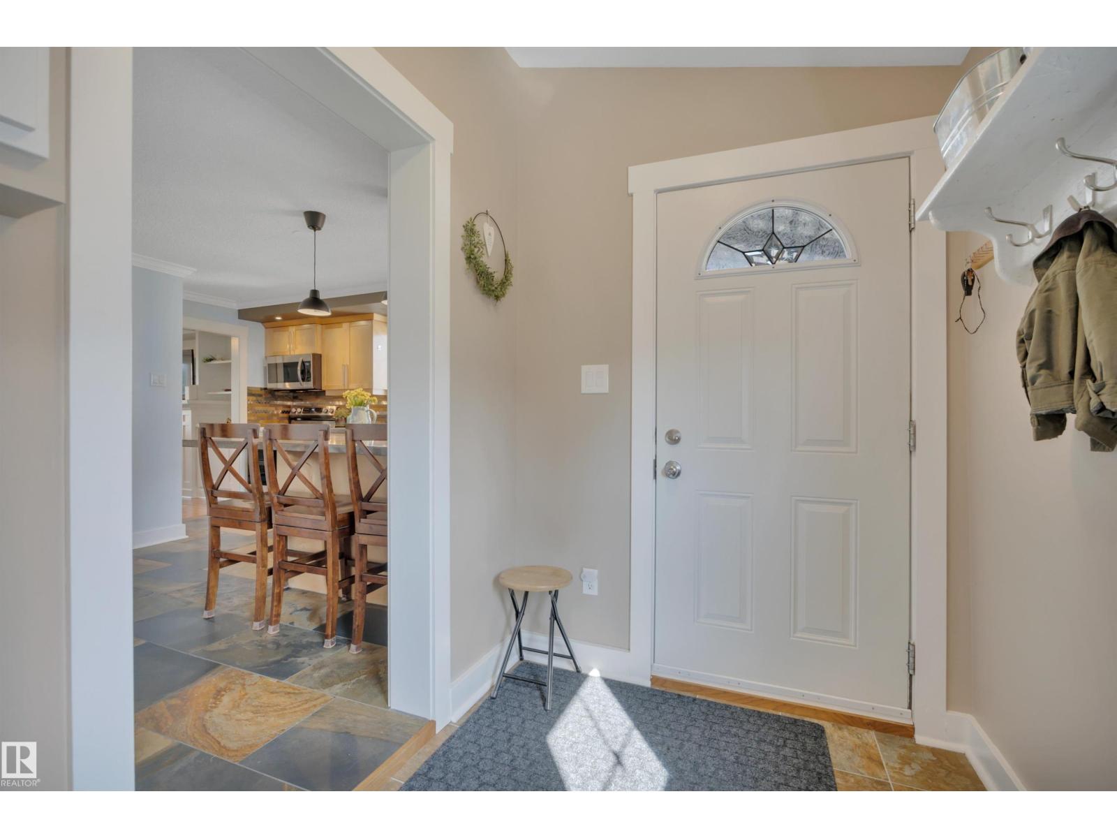 Photo 20 of 4403 47 Av, Leduc AB