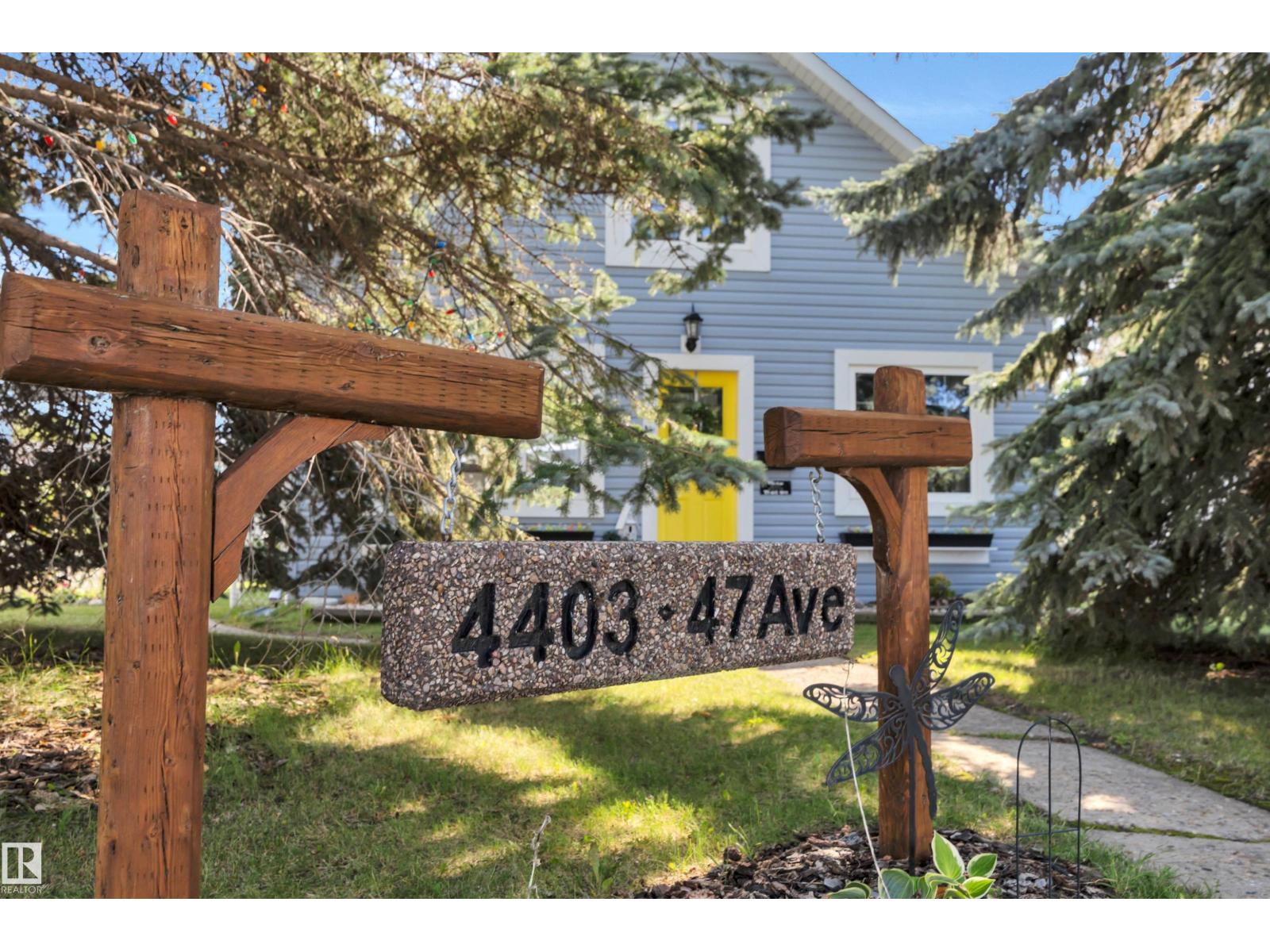 Photo 4 of 4403 47 Av, Leduc AB