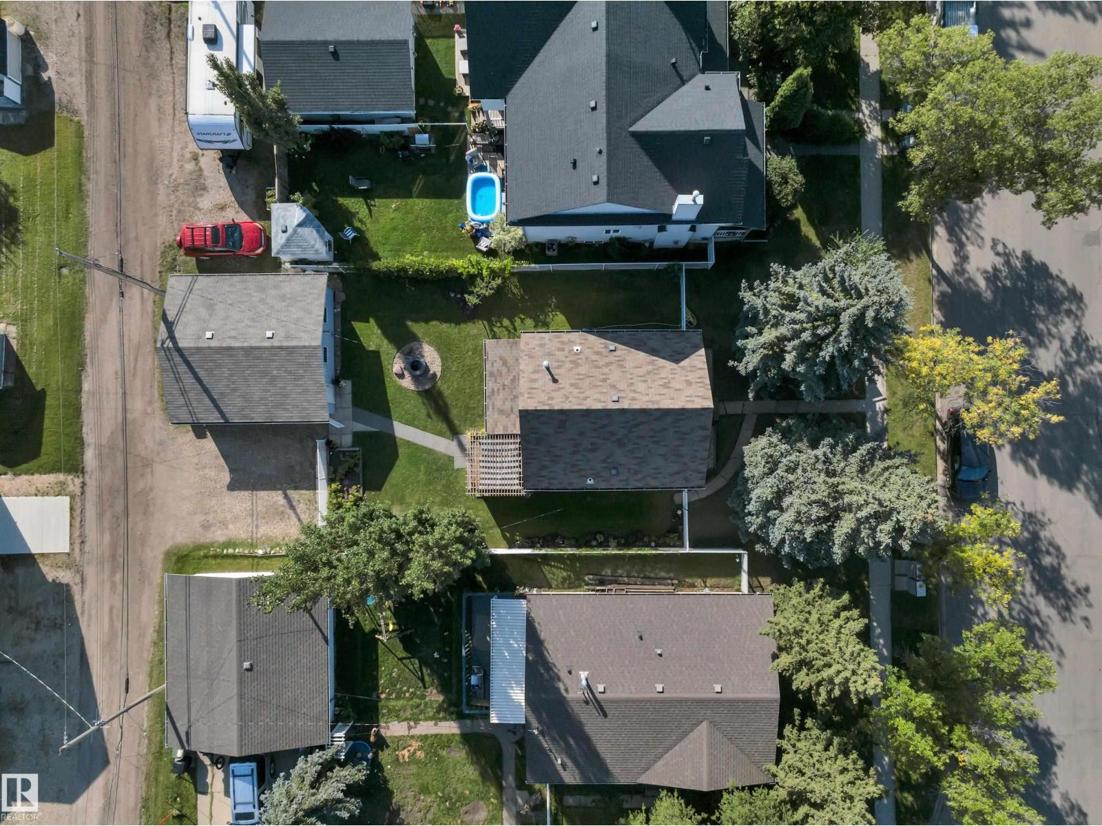 Photo 63 of 4403 47 Av, Leduc AB