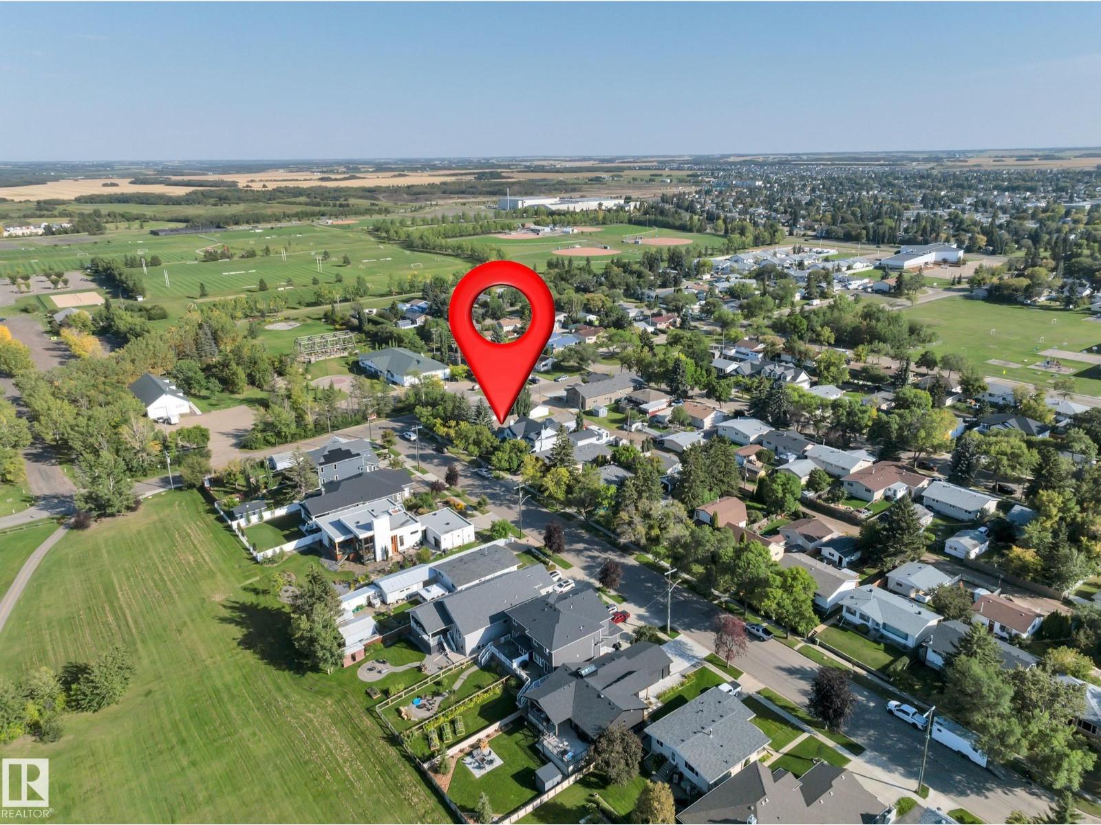 Photo 66 of 4403 47 Av, Leduc AB