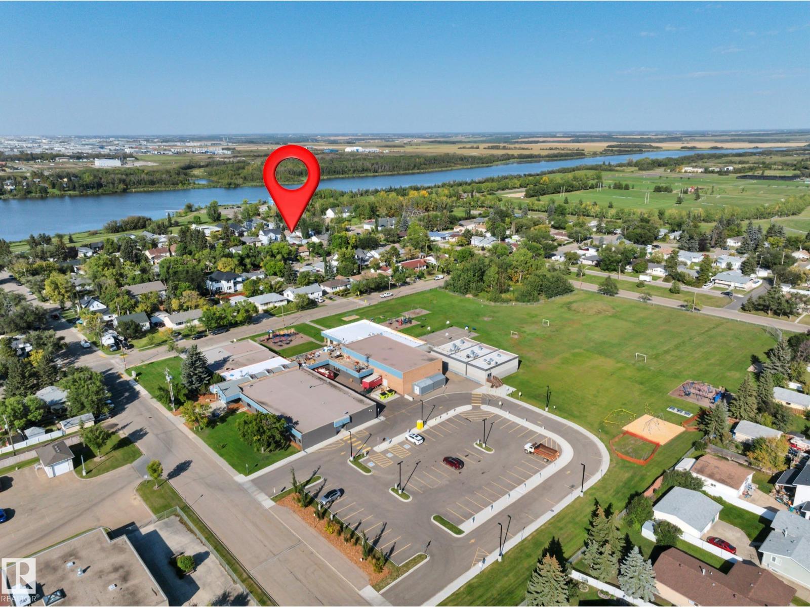 Photo 70 of 4403 47 Av, Leduc AB
