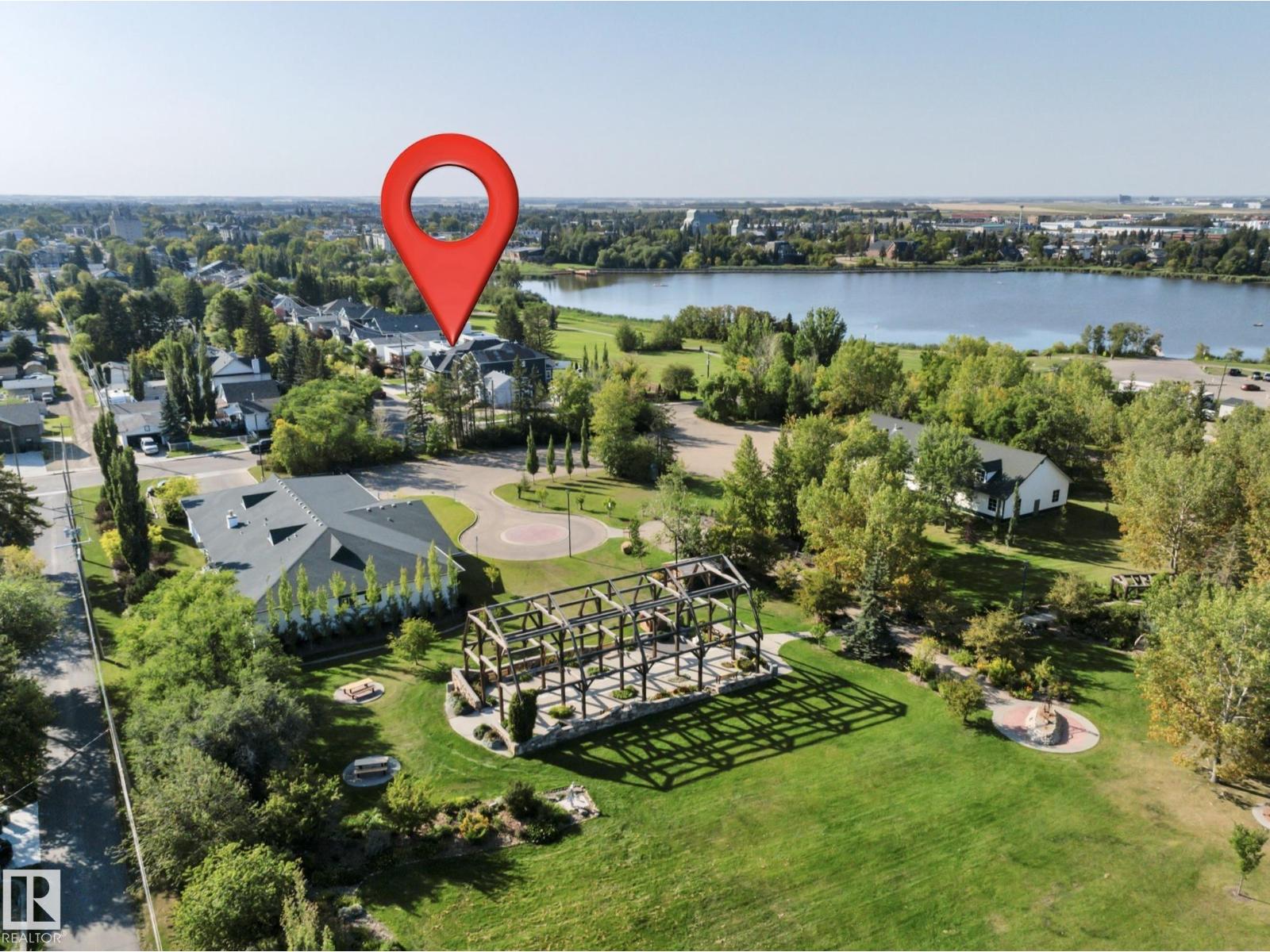 Photo 72 of 4403 47 Av, Leduc AB