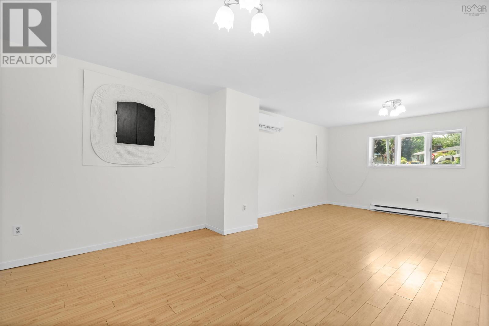 Photo 23 of 32 Orkney Drive, Dartmouth NS