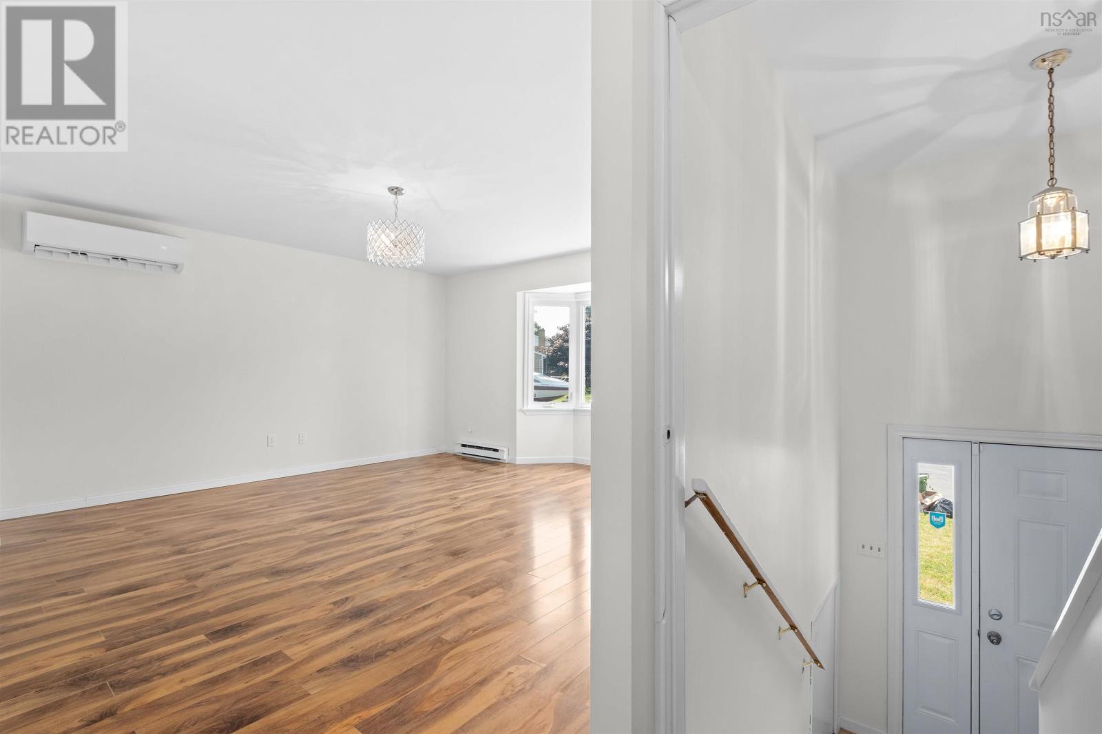 Photo 2 of 32 Orkney Drive, Dartmouth NS