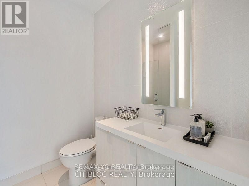 Photo 12 of 317 585 Bloor Street E, Toronto ON