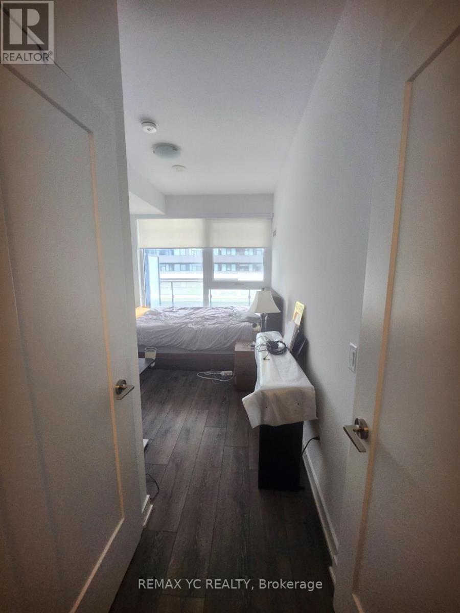 Photo 8 of 305 95 Oneida Crescent, Richmond Hill ON