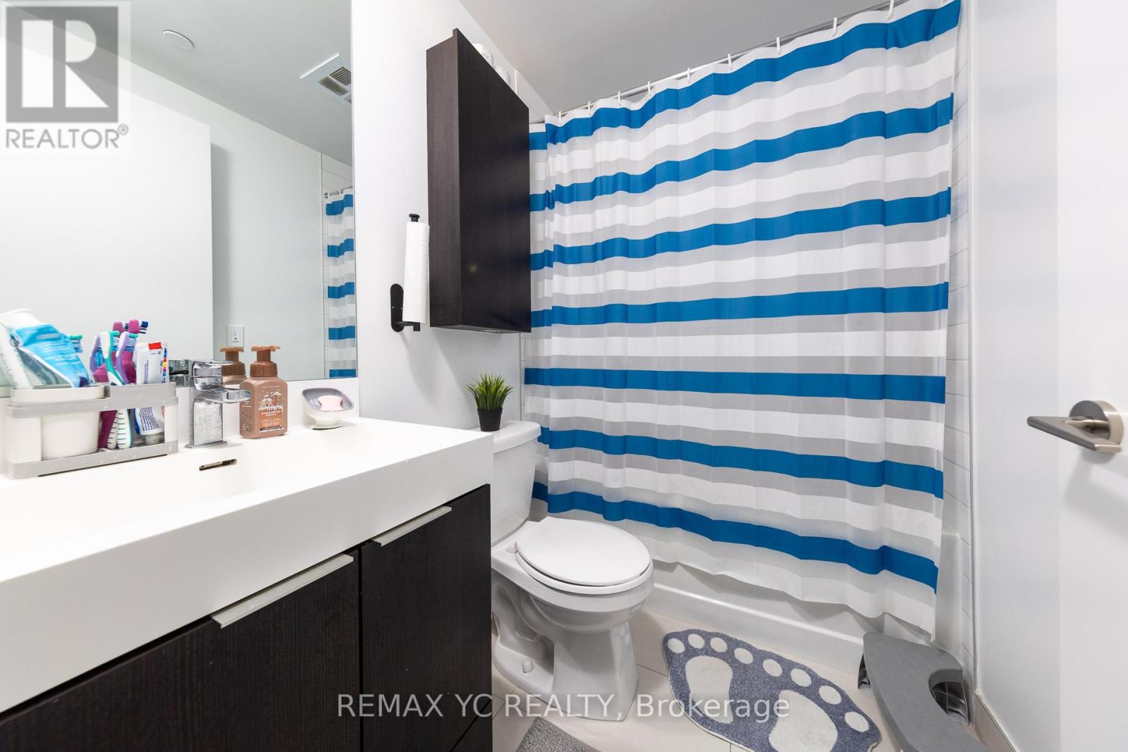 Photo 15 of 803 3100 Keele Street, Toronto ON