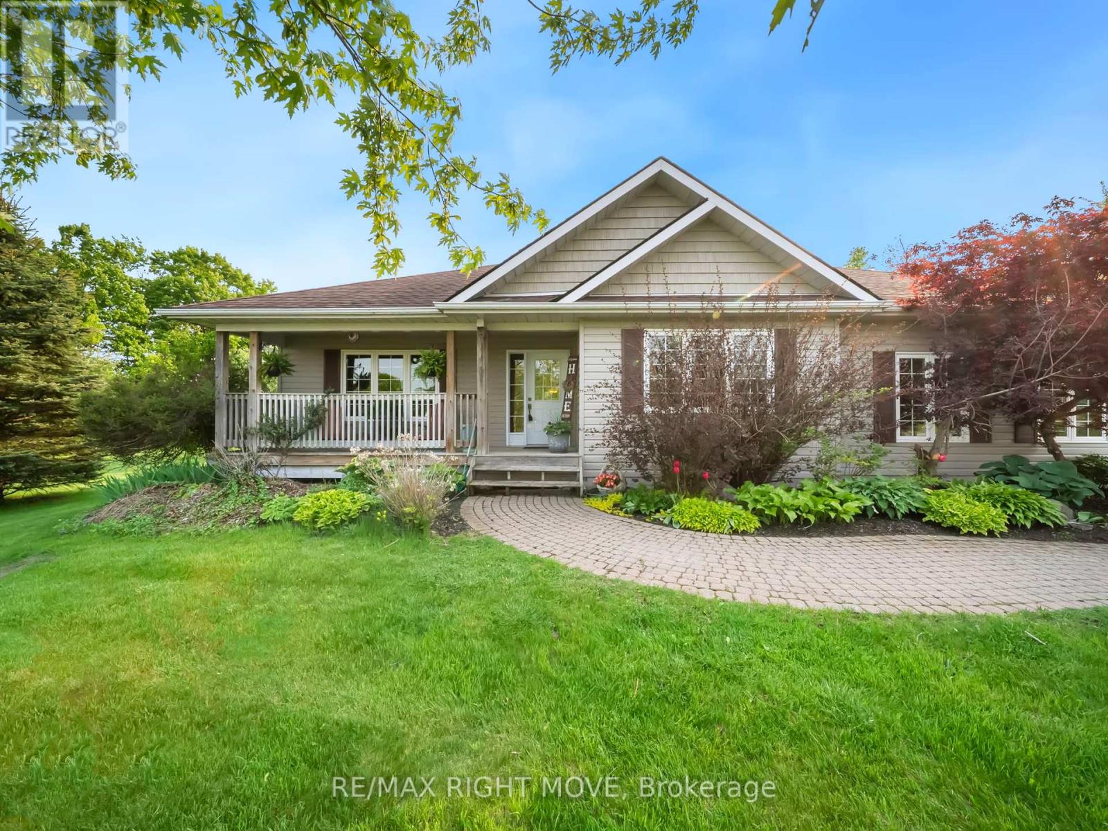 Photo 3 of 4672 Zachary Crescent, Ramara ON