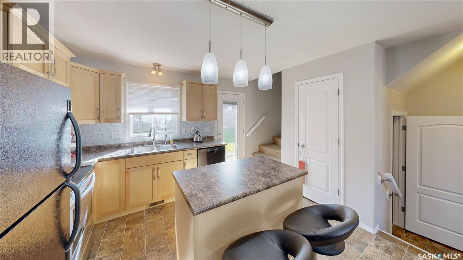 Photo 10 of 156 4801 Child Avenue, Regina SK